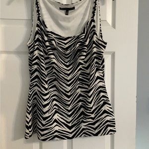 Black and white women’s top